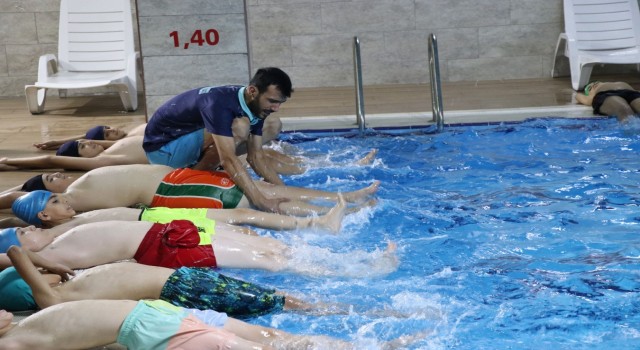 Haliliyede yüzme kursu kayıtları başlıyor