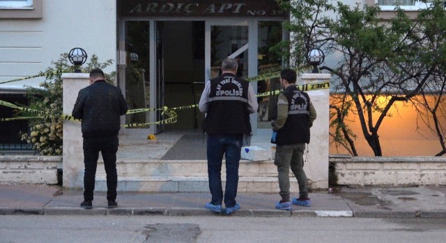 Husumetlisine pusu kuran katil zanlısı, ambulans talebinde bulundu