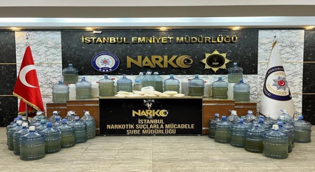 İçişleri Bakanı Soylu: “Büyükçekmecede 780 kilo sıvı kristal metamfetamin ele geçirildi”