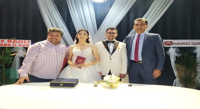 İHA muhabirleri dünya evine girdi