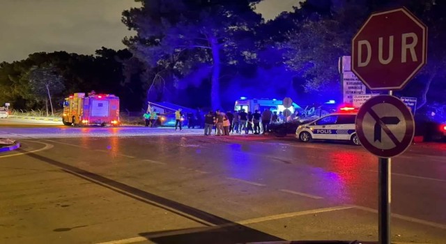 İki otomobilin çarpıştığı kazada 2 kişi hayatını kaybetti