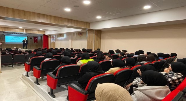 İmam Hatip Lisesi öğrencilerine Hz. Muhammedin mirası anlatıldı