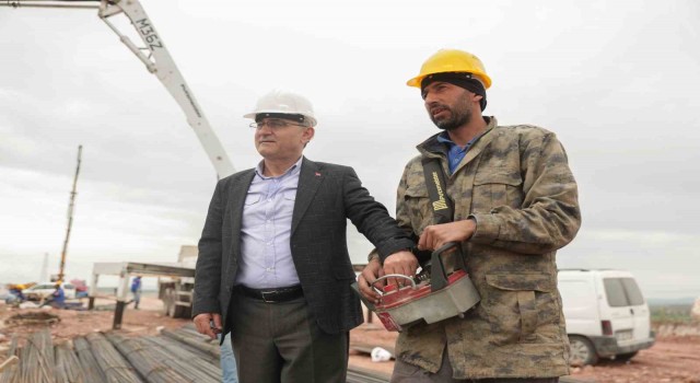 İnköy Küçük Sanayi Sitesinin birinci etabında yer alan beşinci bloğun temelini atıldı