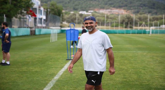 İsmet Taşdemir: Samsunspor maçından en kötü 1 puan alırsak son maça sağlıklı gidebiliriz