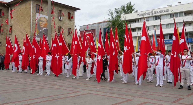 Ispartada 19 Mayıs törenle kutlandı