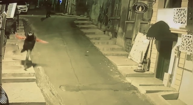 İstanbulda korkunç cinayetin yeni görüntüleri ve detayları ortaya çıktı: Sopayla kameraları yere eğmişler