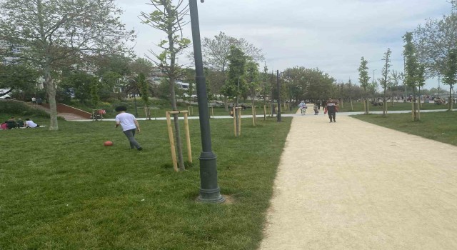 İstanbulda oy kullanan vatandaşlar piknik ve mesire alanlarına akın etti