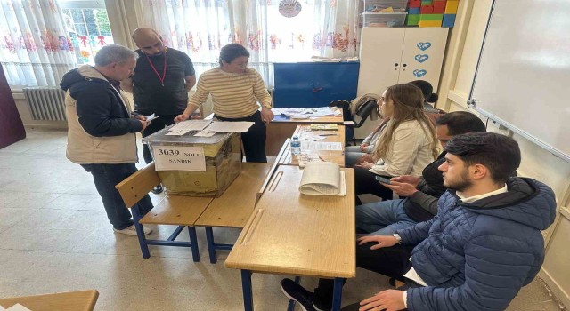 İstanbulda sandıklar kapandı,  oy sayımına başlandı