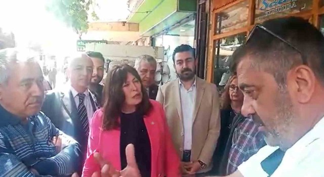 İYİ Partiye Turgutluda soğuk duş
