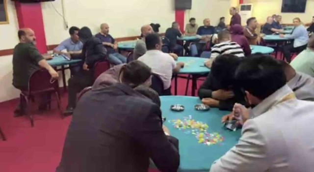 İzmirde aynı iş yerine 58nci kez kumar baskını: 118 kişi suçüstü yakalandı