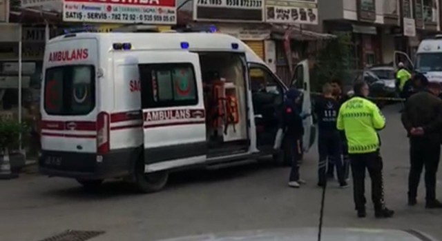 İzmirde silahlı kavga: 5 ölü, 2 yaralı