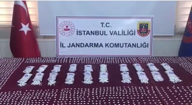 Jandarmadan uyuşturucu ve tabanca operasyonu