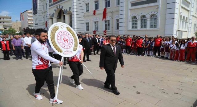 Kahtada 19 Mayıs Gençlik ve Spor Bayramı kutlandı
