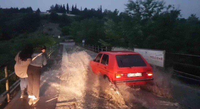 Karabükte dolu ve sağanak etkili oldu