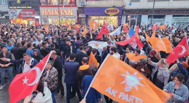 Karabükte Erdoğanın seçim zaferi için kutlamalar başladı