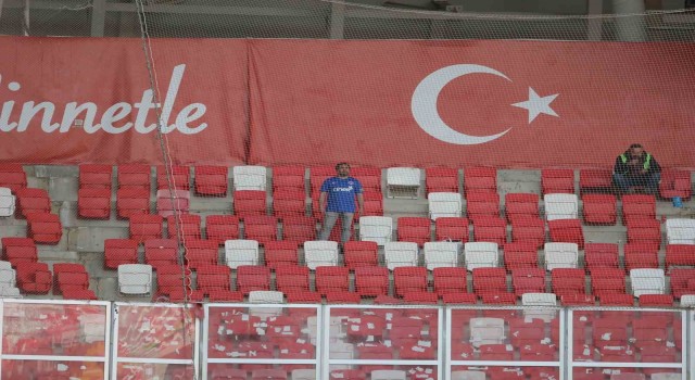 Kasımpaşayı 1 taraftar destekledi