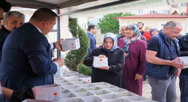 Kastamonuda vatandaşlara ücretsiz ata tohumu fidesi dağıtılacak