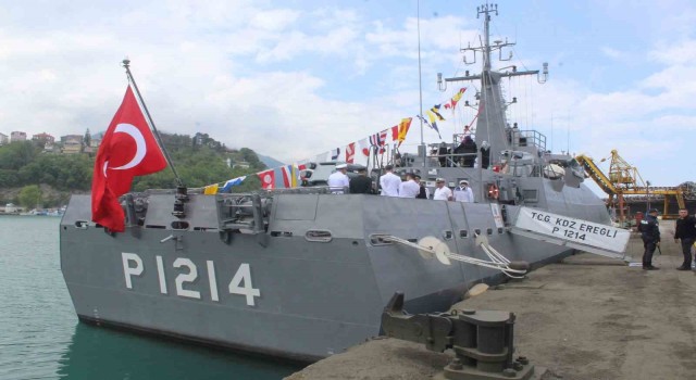 Kastamonuda ziyarete açılan TCG Karadeniz Ereğli Karakol Gemisi yoğun ilgi gördü