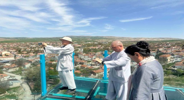 Kayabaşı Cam Seyir Terasının ilk misafirleri Güney Koreden