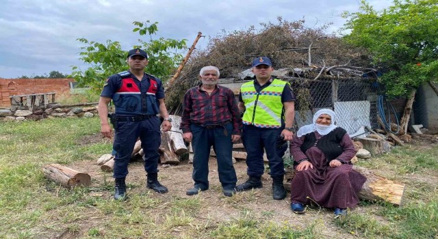 Kaybolan küçükbaş hayvanları jandarma buldu