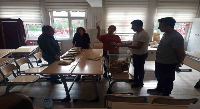 Kayseride sandıklar açıldı, sayım başladı