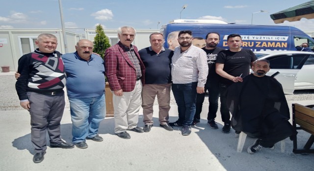 Kayserili berberlerden afet bölgesinde anlamlı hizmet