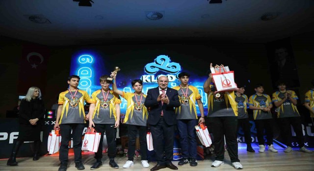 Keçiörende robot yarışması