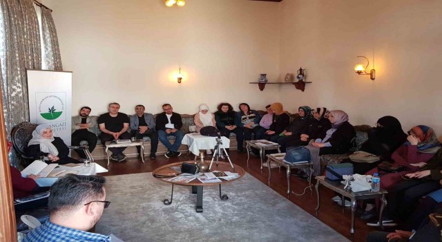 Kedili Tekkede ‘Erguvan Kitap Okuma Günleri
