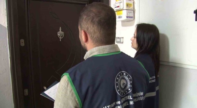 Kentsel Dönüşümde “yarısı bizden” kampanyasında başvuruların başlamasının ardından binalarda incelemeler başladı