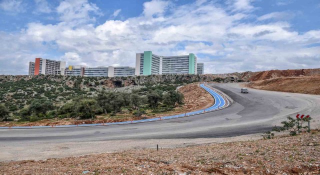 Kepezden şehir hastanesine 11 kilometre yol