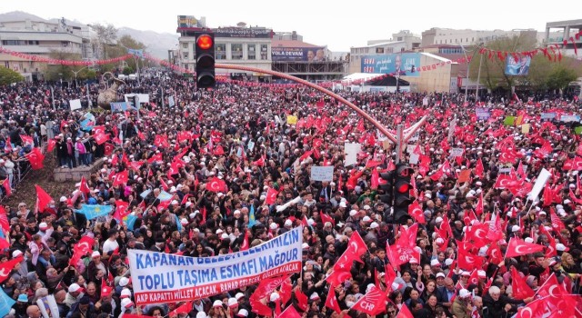 Kılıçdaroğlu, Erzincanda miting yaptı