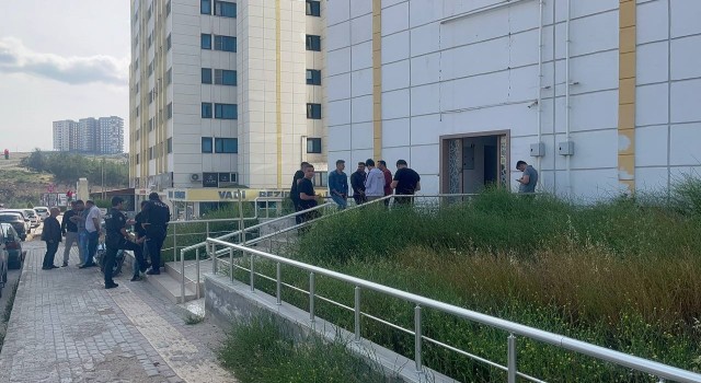 Kiliste müteahhit 6 yerinden bıçaklanarak öldürüldü
