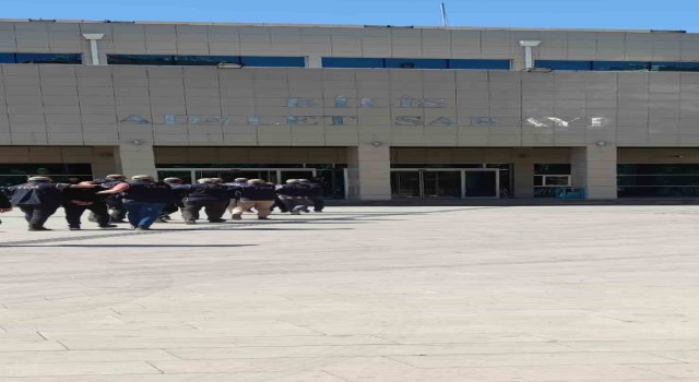 Kiliste terör örgütü DEAŞ operasyonunda yakalanan 5 zanlıdan 3ü tutuklandı
