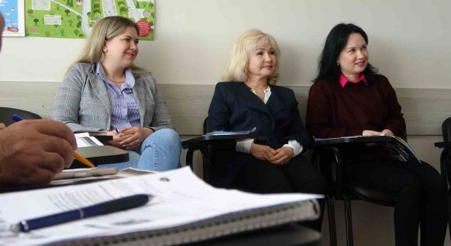 Kimi aşkının peşinden kilometrelerce yol geldi, kimi huzuru Türkiyede buldu