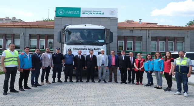 Kırklarelinden deprem bölgesine yardım