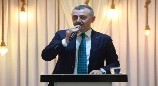 Kocaeli Büyükşehir Belediye Başkanı Büyükakın: Dergi kapaklarıyla Türkiyeye diz çöktüreceklerini zannediyorlar