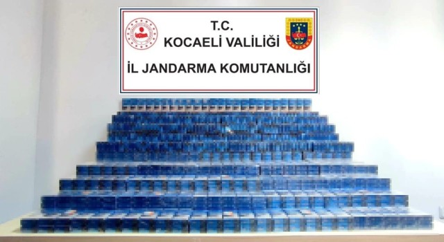 Kocaelide çok sayıda tarihi eser ve binlerce makaron ele geçirildi