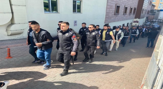 Kökünü Kurutma Operasyonunda 22 şüpheli adliyede