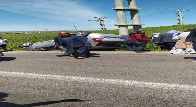 Kontrolden çıkan otomobil takla attı: 1i ağır 3 yaralı