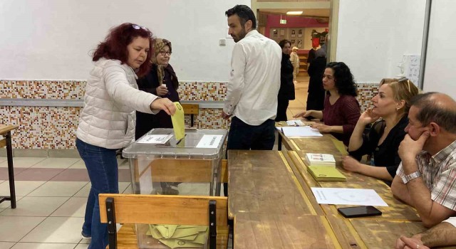 Konyada 2. tur için oy kullanma işlemi başladı