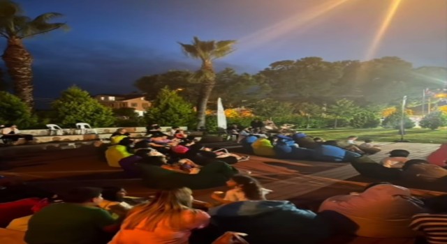 Köyceğizde açık havada sinema keyfi