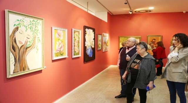 Küçükçekmecede SMAlı çocuklar için dayanışma sergisi yapıldı