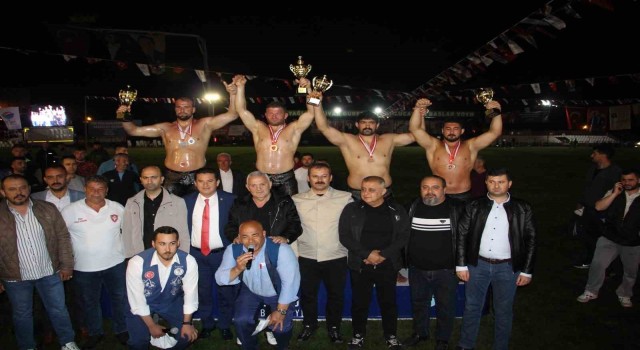 Kumluca Başpehlivanı İsmail Balaban oldu