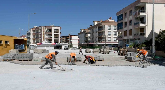 Kuşadası Belediyesi Davutlar Mahallesindeki çalışmalarını sürdürüyor