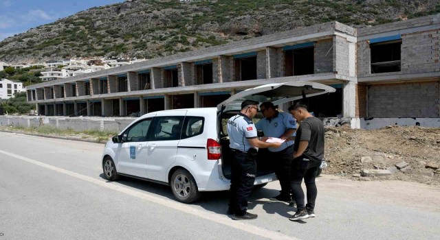 Kuşadasında inşaat yasağı denetimleri devam ediyor