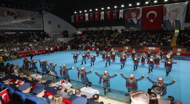 Kütahyada 19 Mayıs Atatürkü Anma, Gençlik ve Spor Bayramı coşkusu