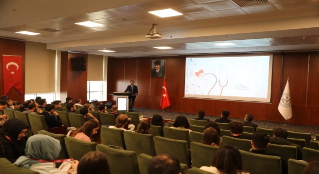 Kütahyada Acil Serviste Mekanik Ventilasyon Kursu düzenlendi