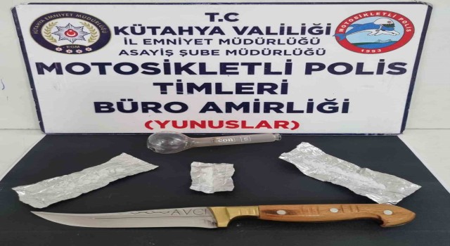 Kütahyada şüpheli şahsın üzerinden uyuşturucu çıktı