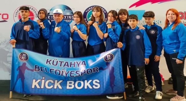 Kütahyalı sporculardan 2 gümüş ve 3 bronz madalya