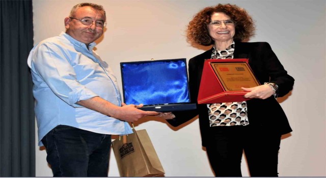 KUTO Başkanı Akdoğan, Yunanistanda yaptığı konuşmada vize sorununa dikkat çekti